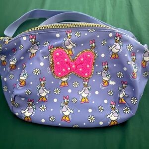 Stoney Clover Lane Jumbo Daisy Fanny